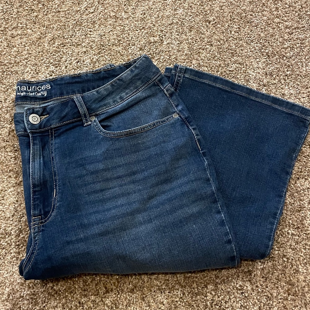 *Like NEW!* Maurice’s High Rise Curvy Jeans